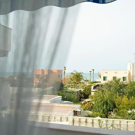 Appartamento Ferienwohnung Fuer 5 Personen Ca 80 Qm In Le Macchie, Adriakueste Italien Ostkueste Von Apulien Bari