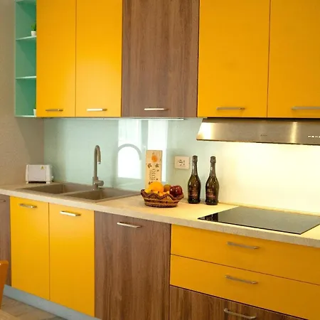 Ferienwohnung Fuer 5 Personen Ca 80 Qm In Le Macchie, Adriakueste Italien Ostkueste Von Apulien Appartamento Bari