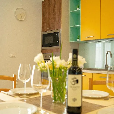 Ferienwohnung Fuer 5 Personen Ca 80 Qm In Le Macchie, Adriakueste Italien Ostkueste Von Apulien Bari